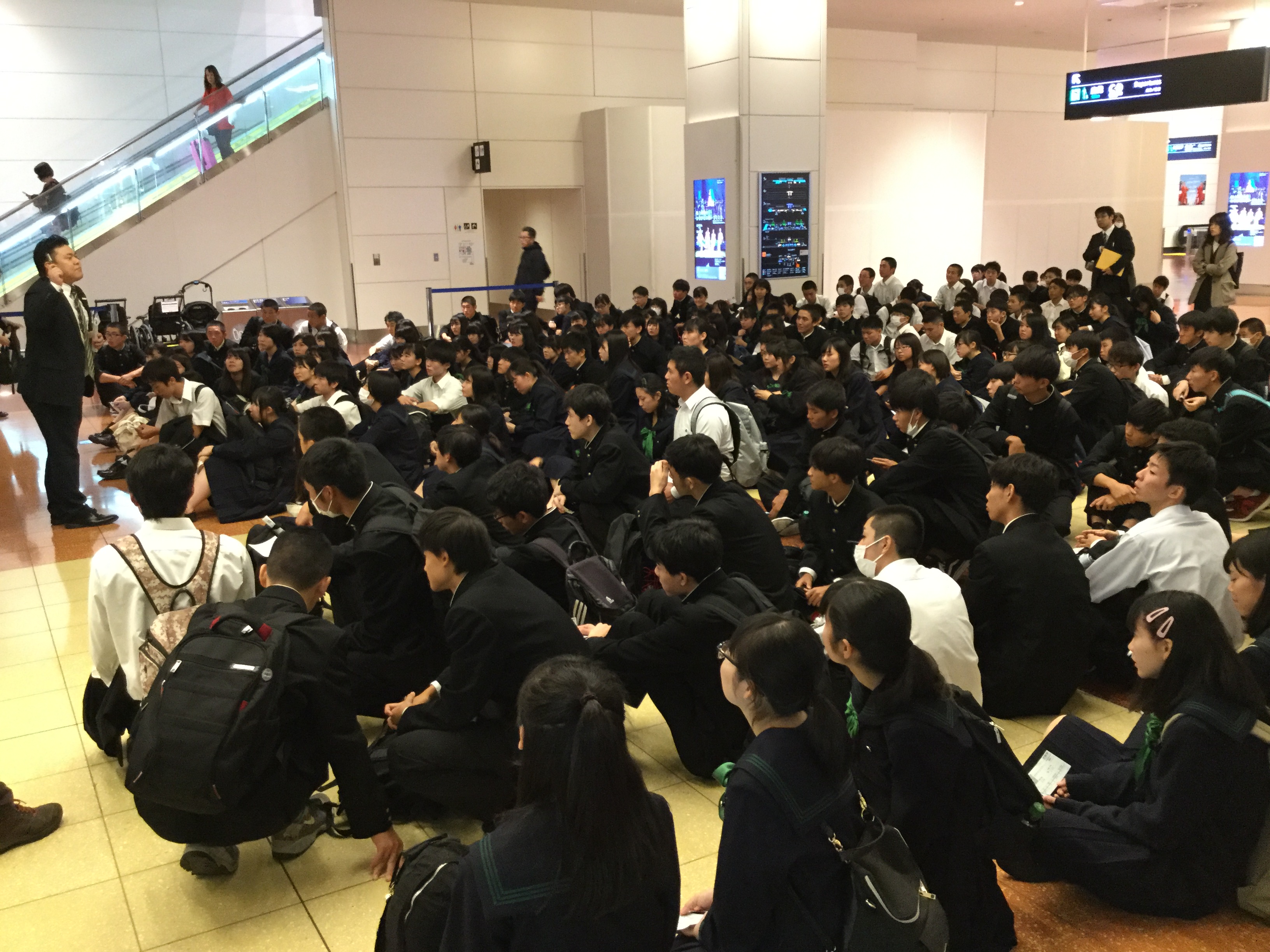 9 29 修学旅行初日 埼玉県立秩父高等学校