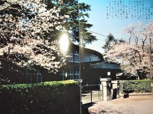 正面玄関 埼玉県立秩父高等学校