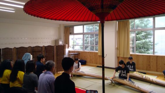 筝曲部・茶道部 いちょう祭演奏会の様子