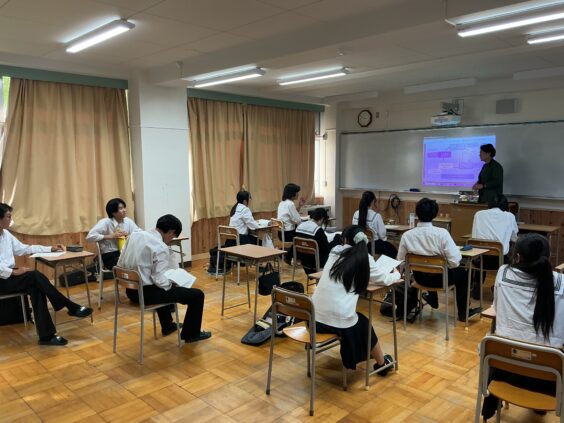 事前説明会での活動の様子